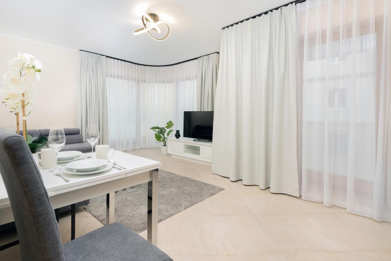Batorego 7 Gdynia Apartments By Noclegi Renters Exterior foto